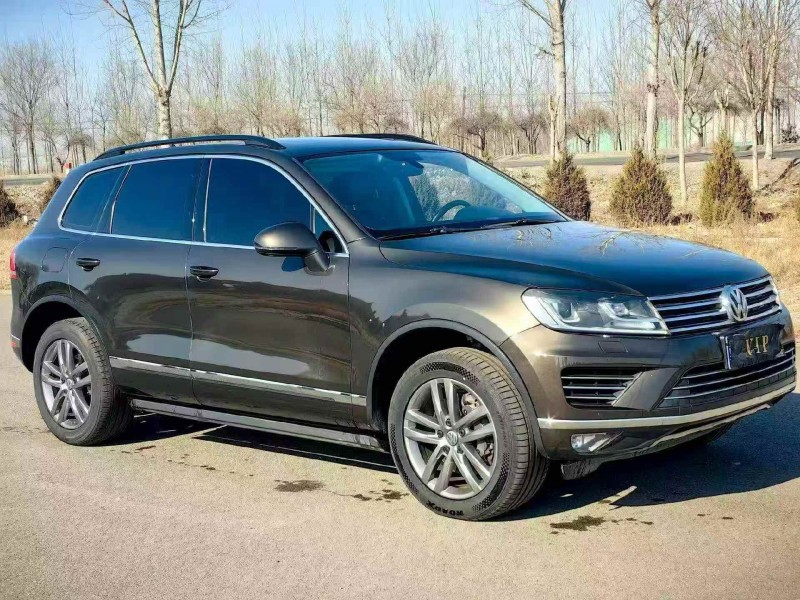 淄博17年大众途锐2