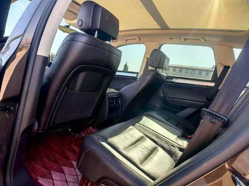 淄博17年大众途锐5