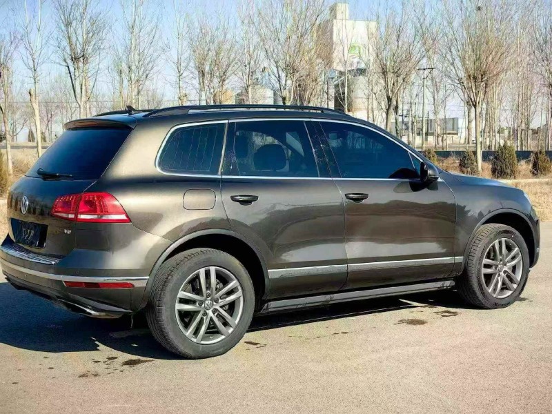 淄博17年大众途锐7