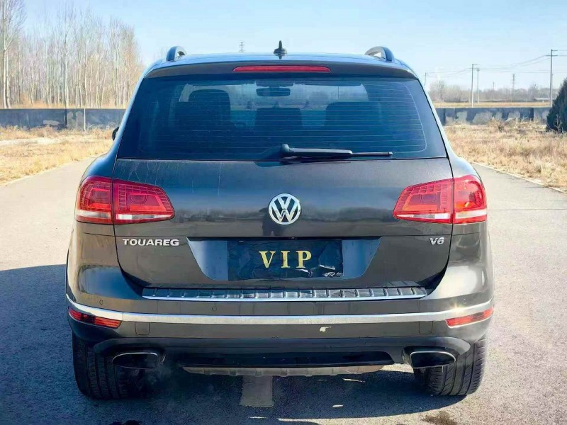 淄博17年大众途锐9