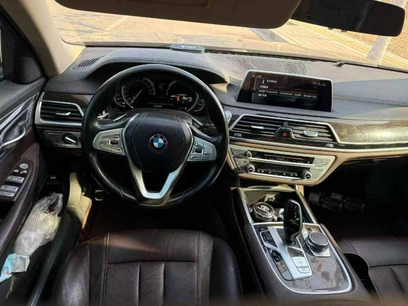 张家口17年宝马7系5