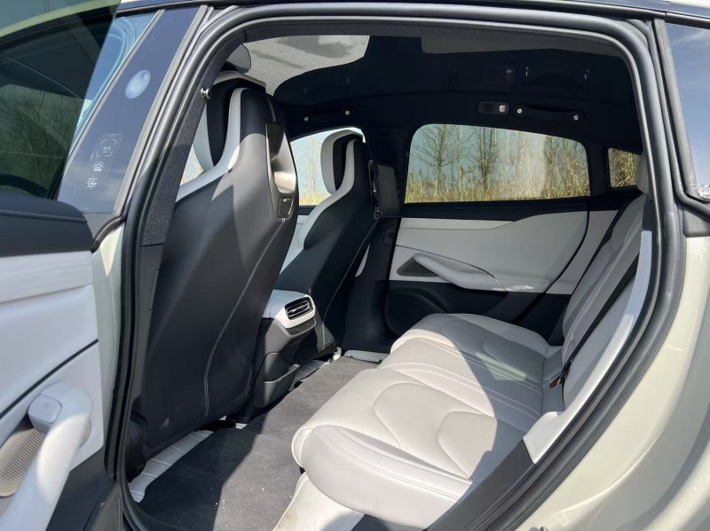 盐城24年小米SU75