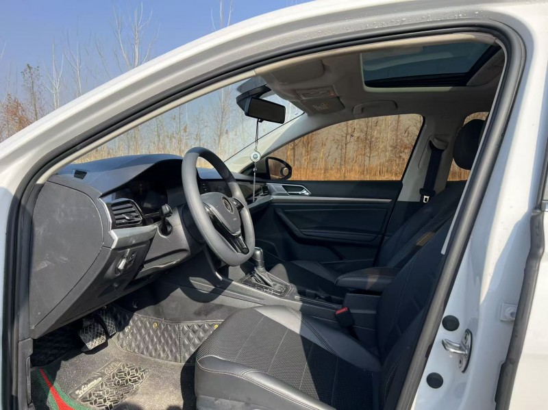 盐城21年大众朗逸4