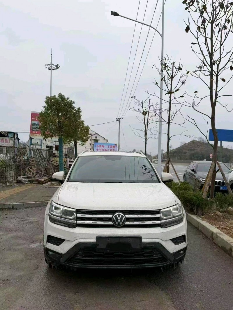 怀化22年大众途岳1