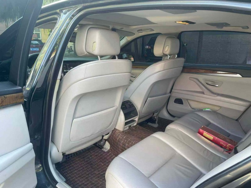 保定11年宝马5系4