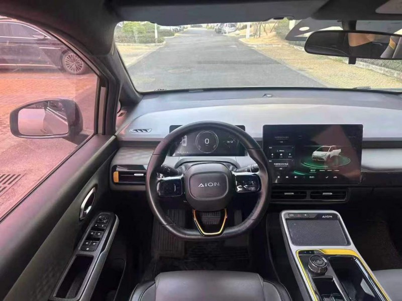 广州22年传祺埃安Y9