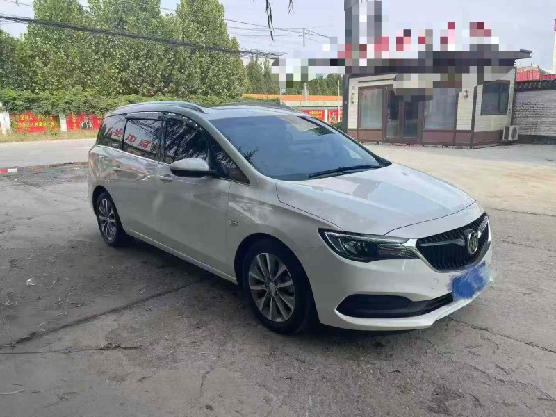 保定22年别克GL62