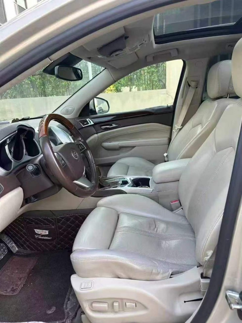 广州10年凯迪拉克SRX6