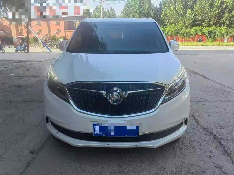 保定17年别克GL81