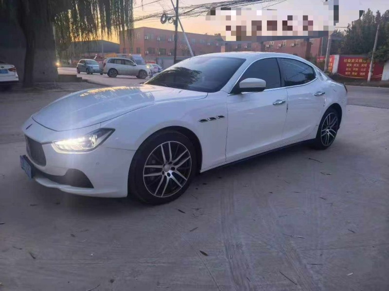 保定17年玛莎拉蒂Ghibli2