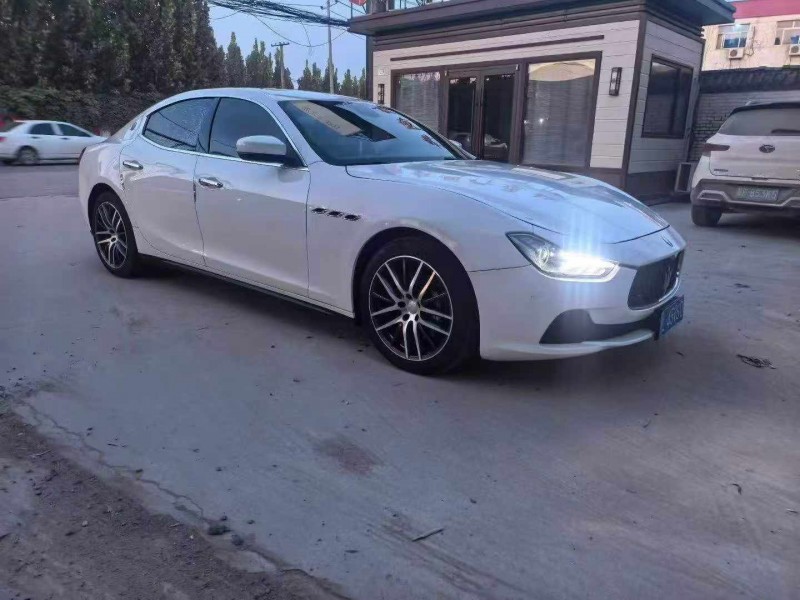 保定17年玛莎拉蒂Ghibli3