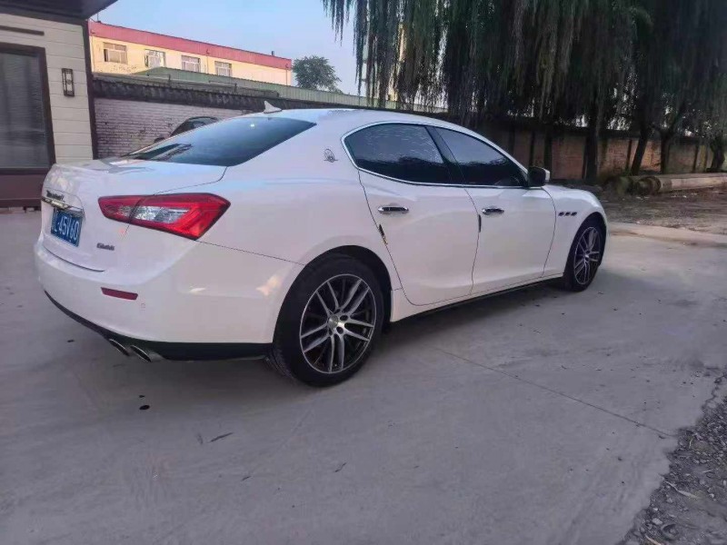 保定17年玛莎拉蒂Ghibli8