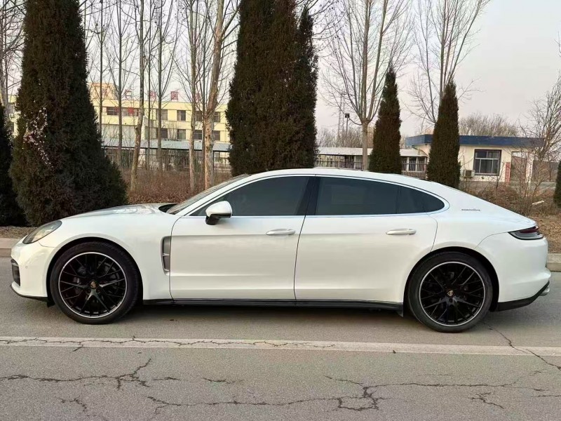 滨州22年保时捷帕拉梅拉3