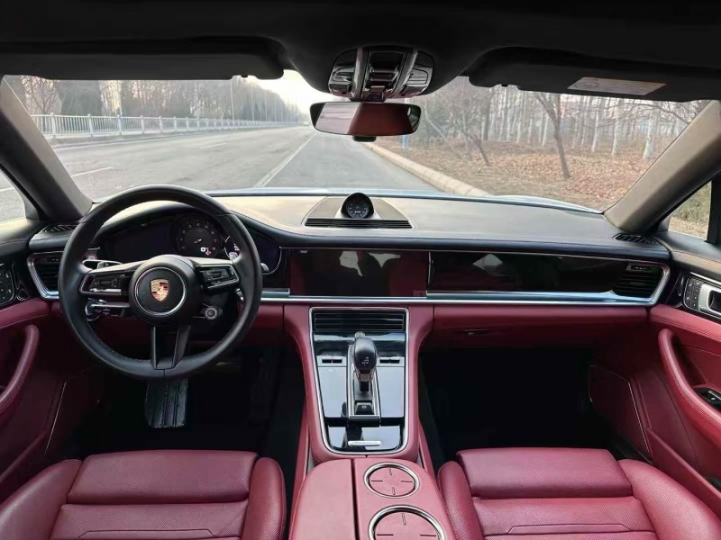 滨州22年保时捷帕拉梅拉4