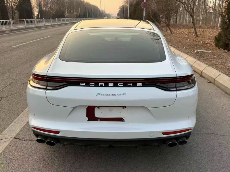 滨州22年保时捷帕拉梅拉9