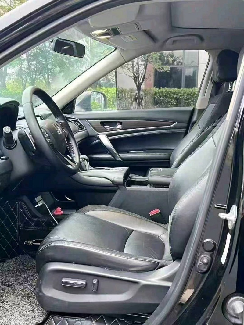 广州19年本田冠道5