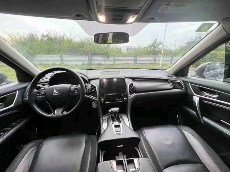 广州19年本田冠道9