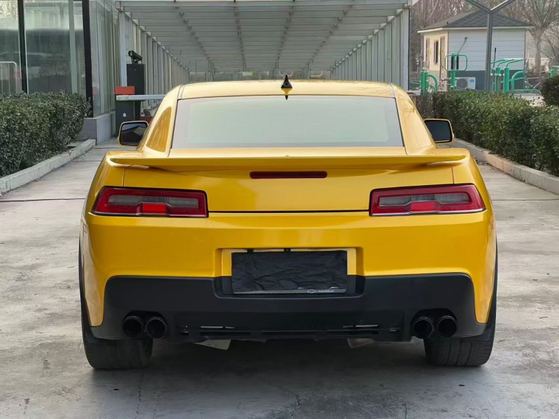 济宁16年雪佛兰科迈罗9