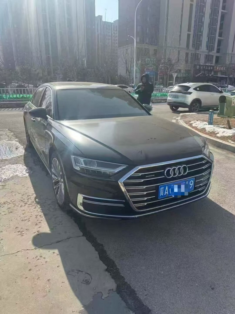 德州18年奥迪A8L1