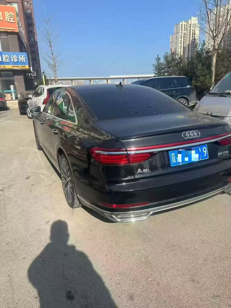 德州18年奥迪A8L3