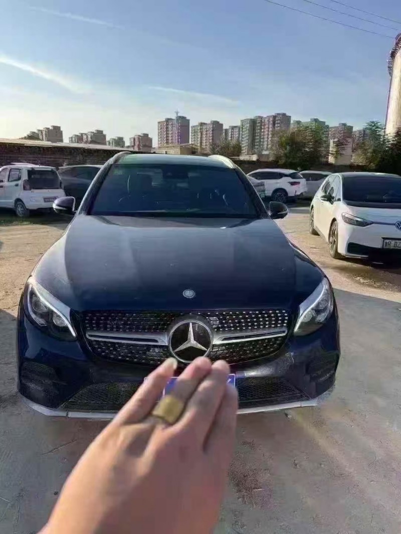 菏泽17年奔驰GLC1