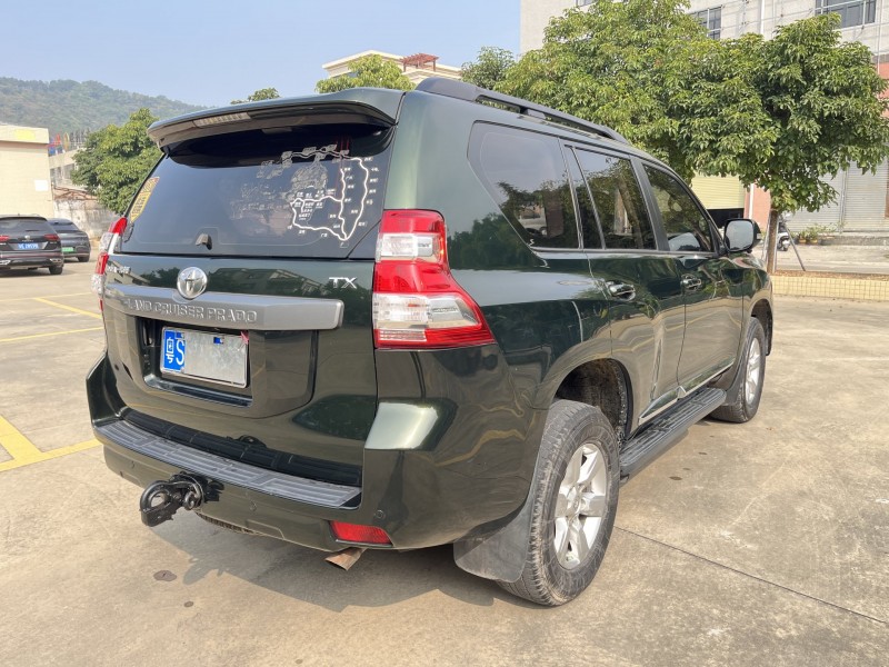 中山17年丰田普拉多5