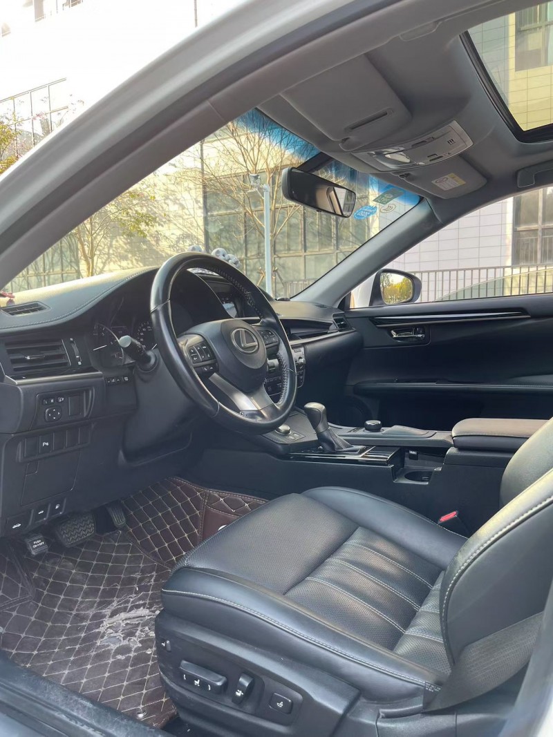 佛山16年雷克萨斯ES4
