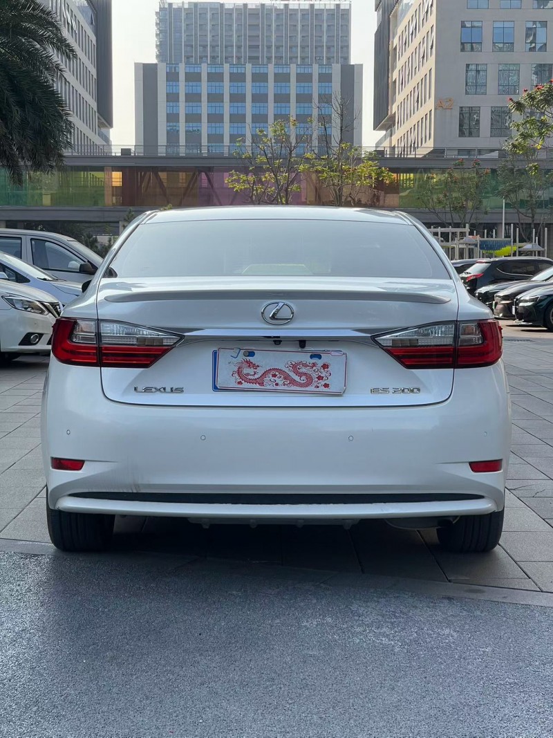 佛山16年雷克萨斯ES9