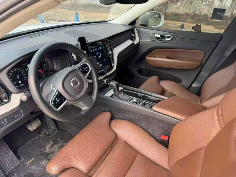 菏泽19年沃尔沃XC604