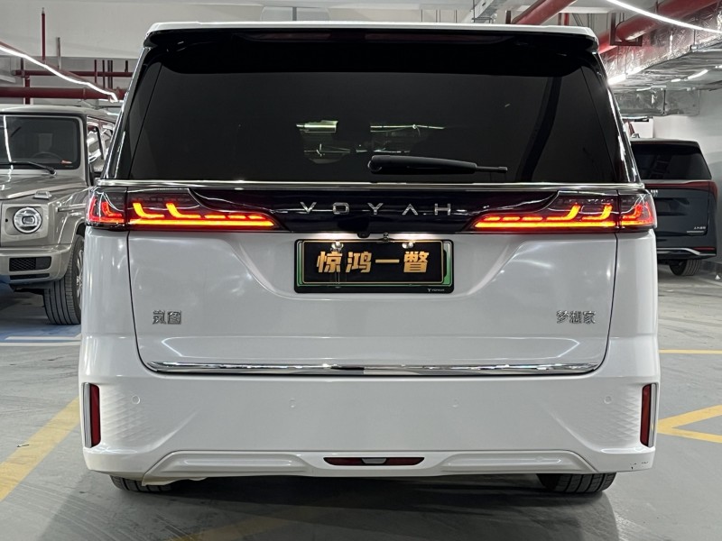 佛山23年岚图汽车梦想家9