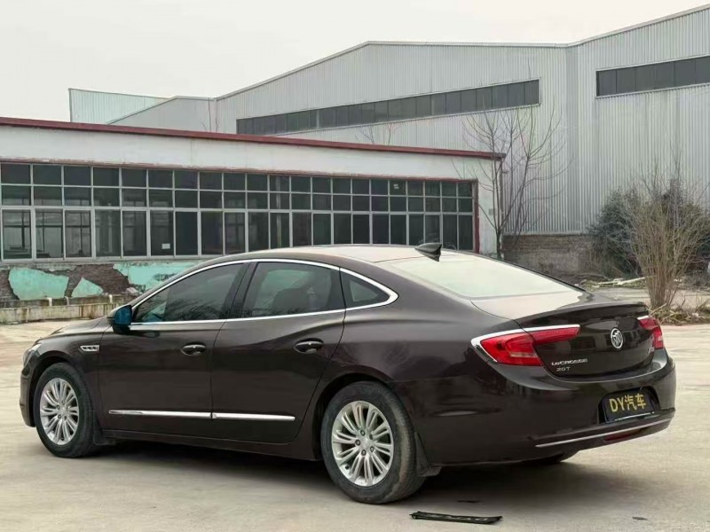 菏泽18年别克君越7