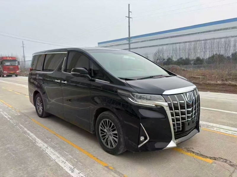 菏泽16年丰田埃尔法3