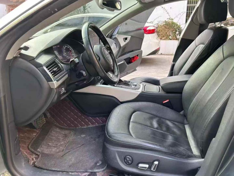 广州17年奥迪A7L4