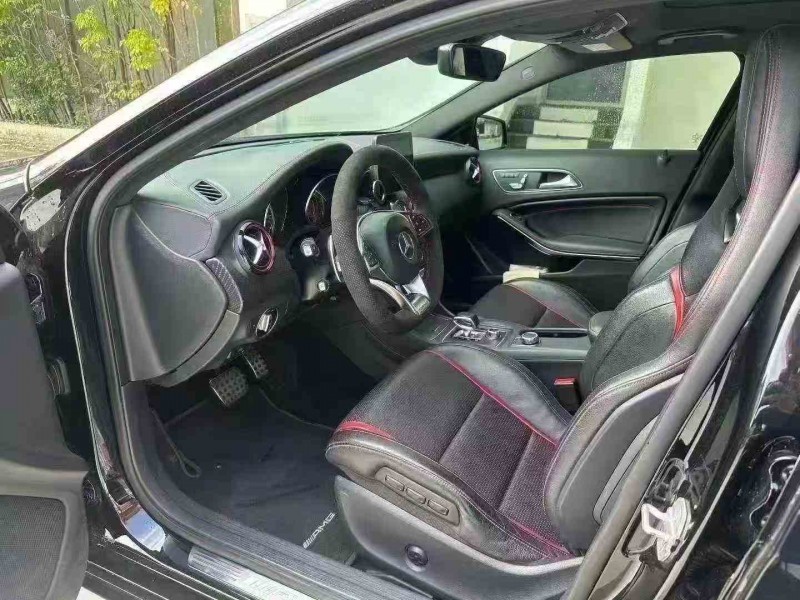 湛江17年奔驰AMG4