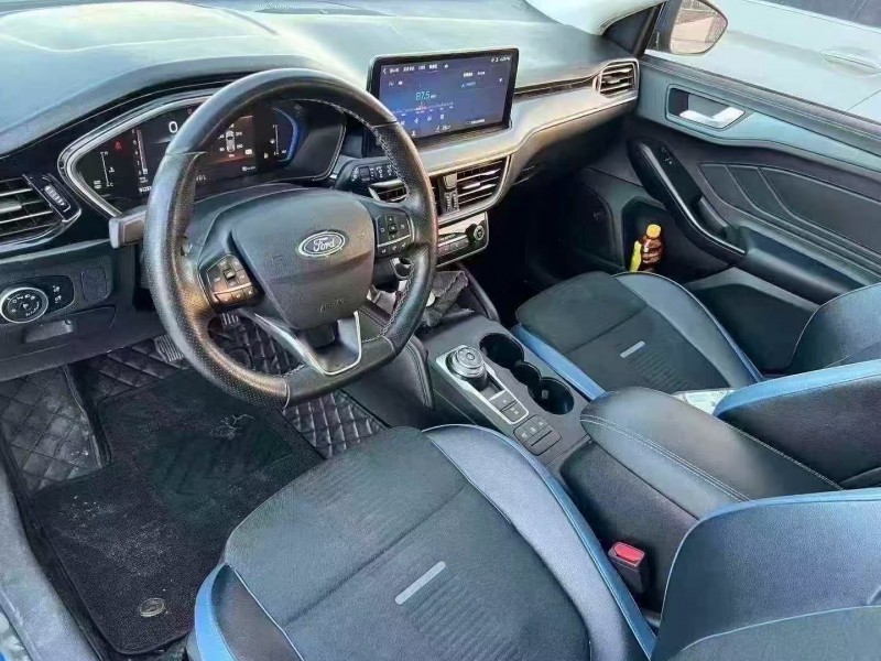 菏泽21年福特福克斯4