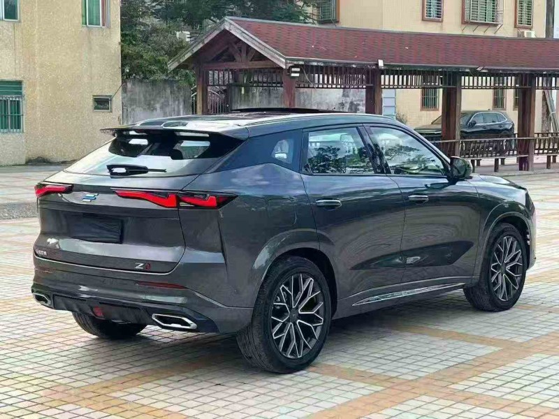 珠海25年长安汽车欧尚8