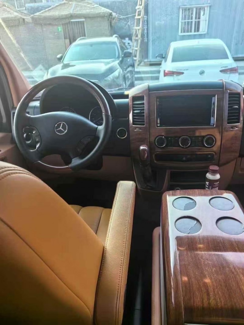 菏泽13年奔驰斯宾特6