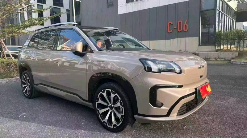 广州25年传祺埃安V3