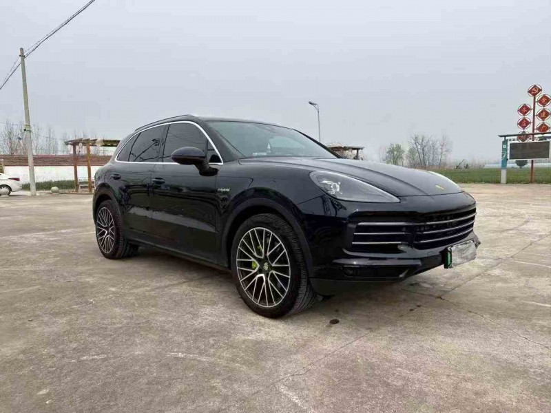 徐州19年保时捷卡宴5