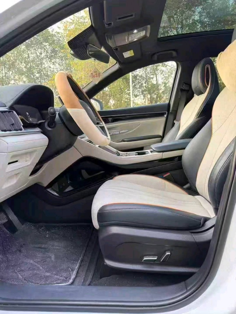 广州24年比亚迪宋3