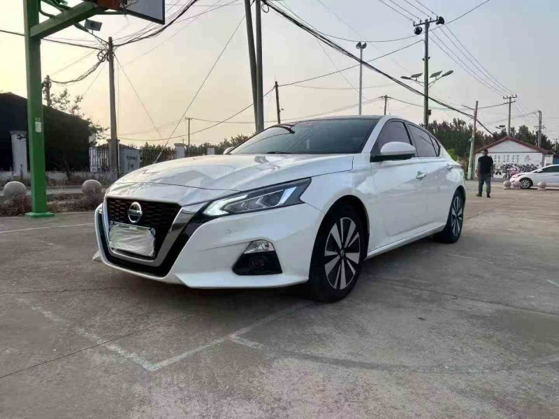 徐州22年日产天籁4