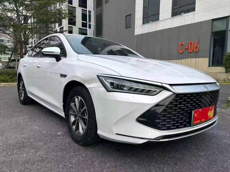 广州24年比亚迪秦2