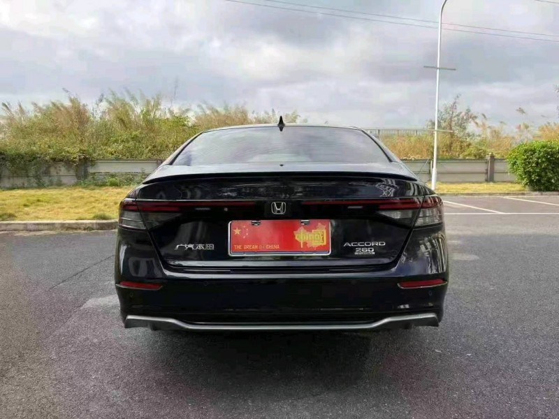 广州25年本田雅阁7