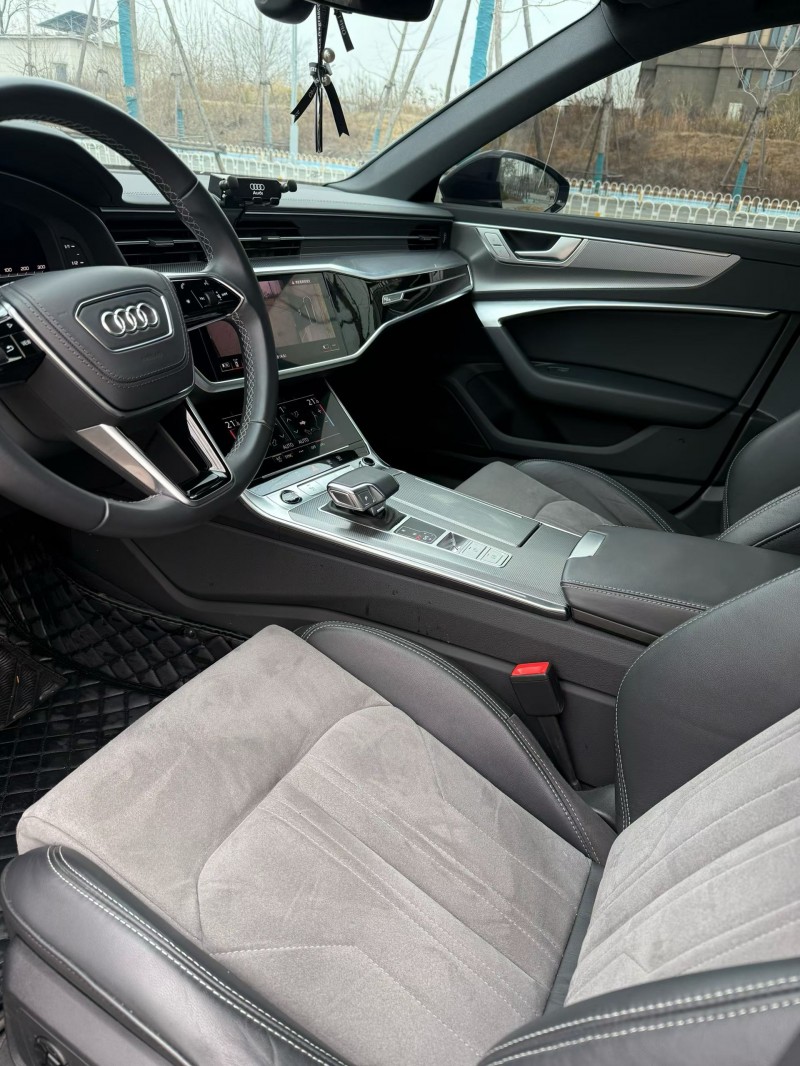 南昌25年奥迪A6L3