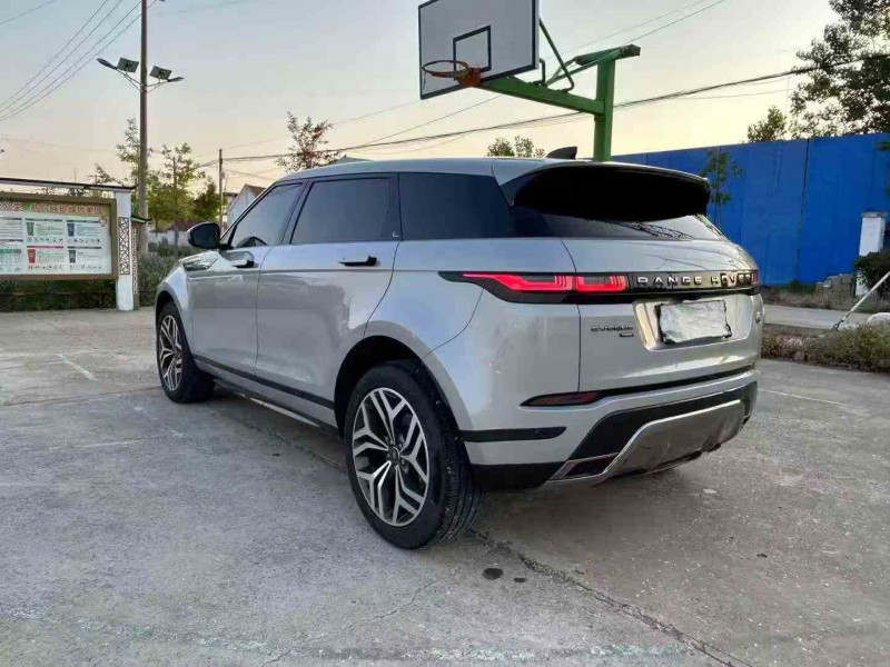 徐州23年路虎极光3