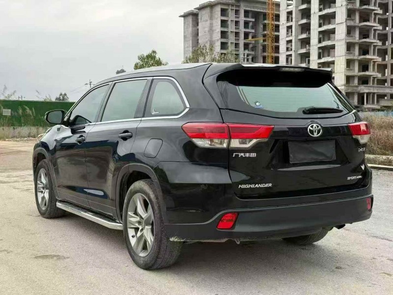 梧州20年丰田汉兰达8