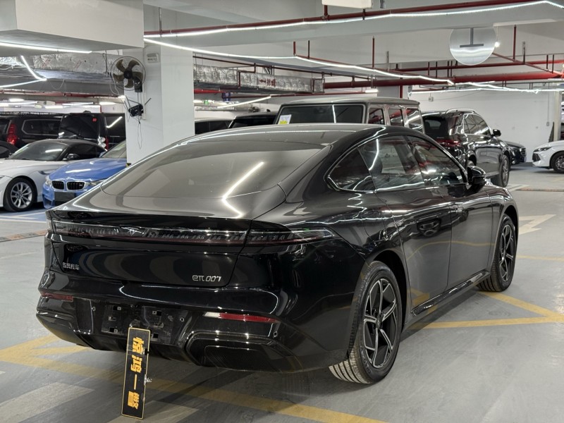 深圳26年东风奕派8