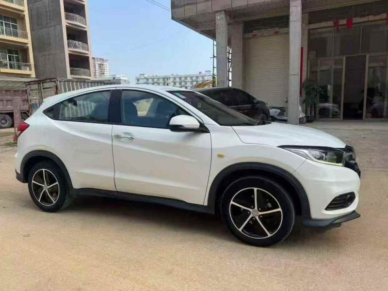 贵港21年本田缤智2