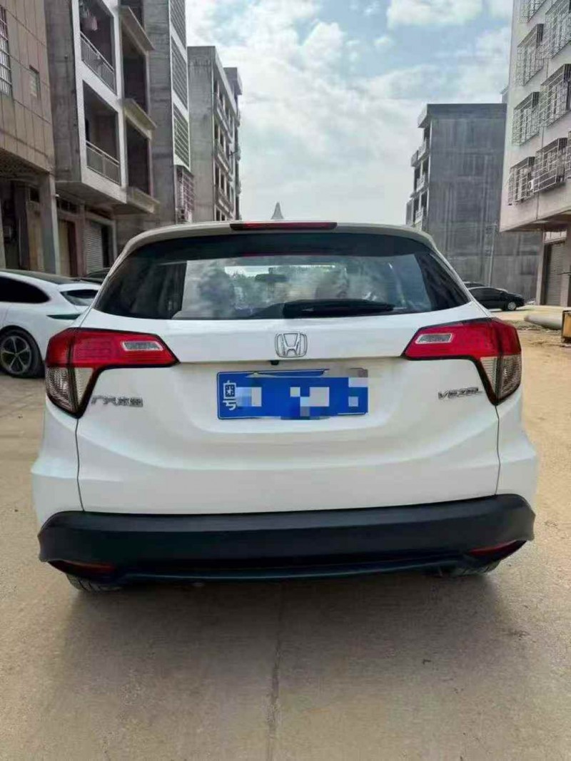 贵港21年本田缤智9