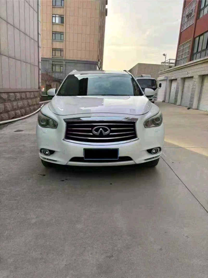 济宁14年英菲尼迪JX351